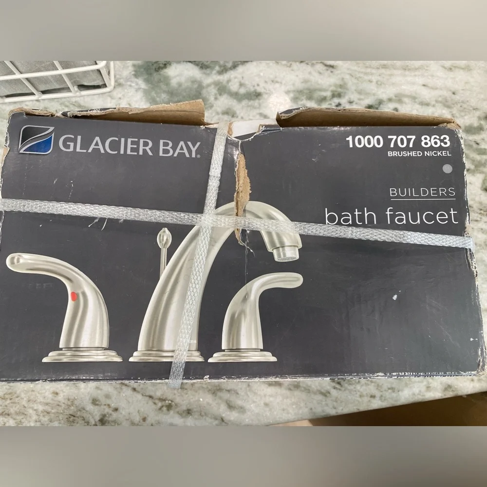 New Glacier Bay Builders Brushed Nickel Bath Faucet Set
